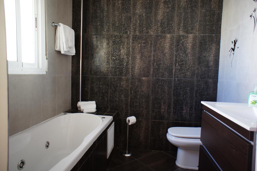 Sunny Apartment Al-Sakia, Quarteira, Vilamoura Ngoại thất bức ảnh