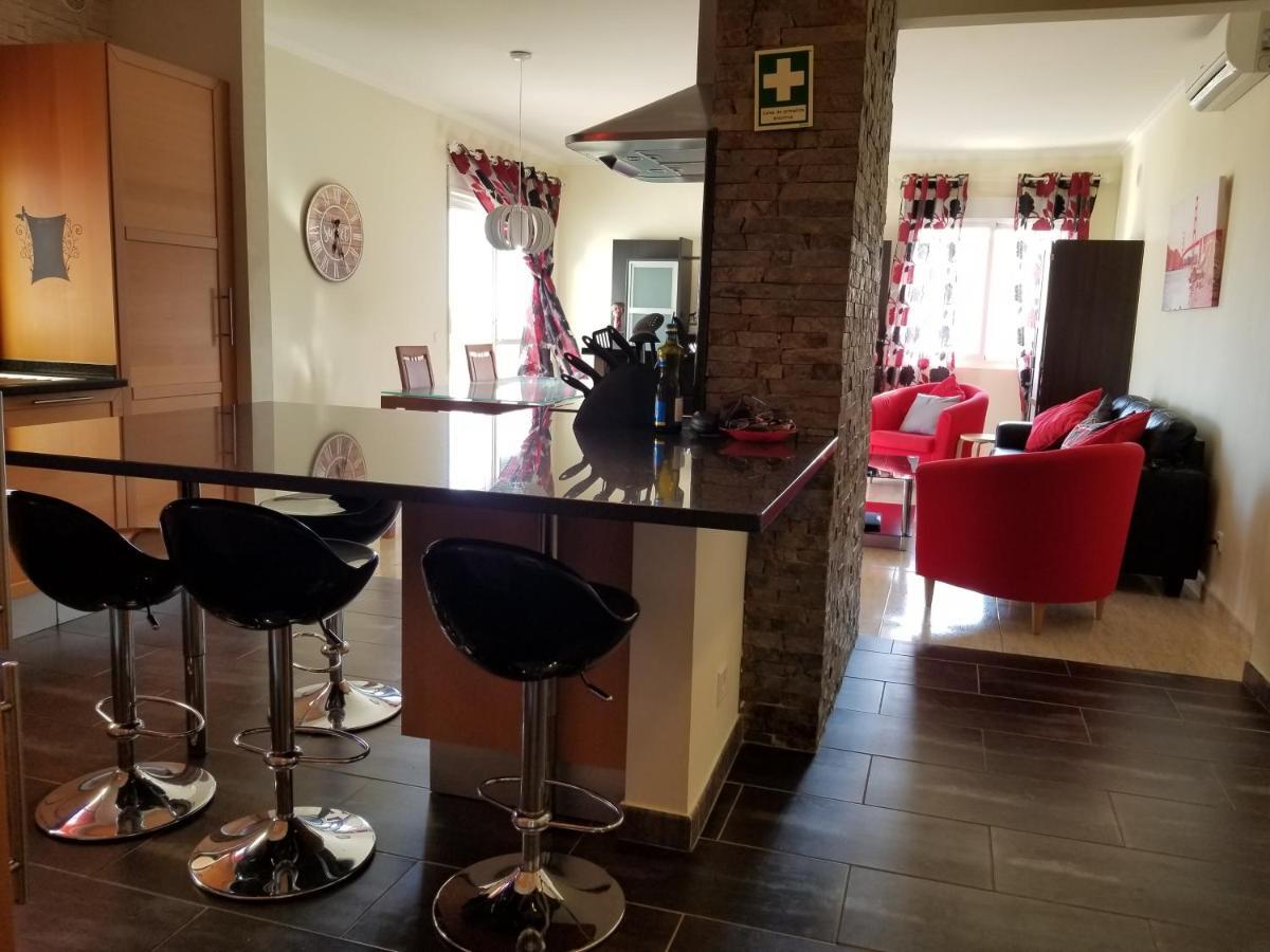 Sunny Apartment Al-Sakia, Quarteira, Vilamoura Ngoại thất bức ảnh